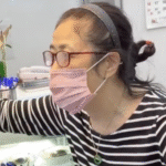 店員
